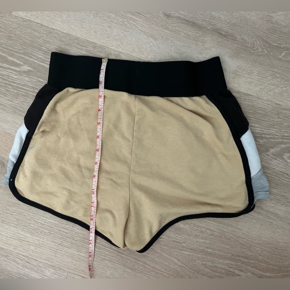 💟Lot of 5 Shorts. High-waisted, booty, goth, punk, retro, size 28 (ish) - Picture 11 of 11
